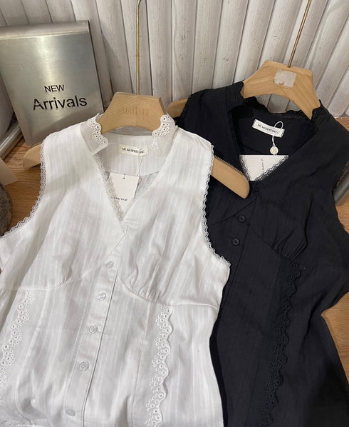 Sleeveless V-neckline Lace Trim Back Tie Blouse